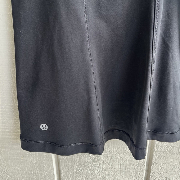 Lululemon Happy Strappy Tank with Built in Shelf Bra in Black Size 4 - Picture 6 of 7